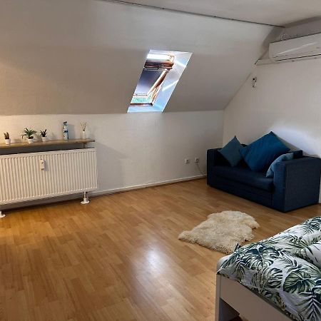 A&V Apartments Gemuetliche Rheinblick Wohnung Apt Daisy ดุยส์บูร์ก ภายนอก รูปภาพ