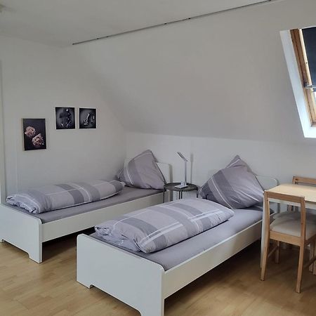 A&V Apartments Gemuetliche Rheinblick Wohnung Apt Daisy ดุยส์บูร์ก ภายนอก รูปภาพ