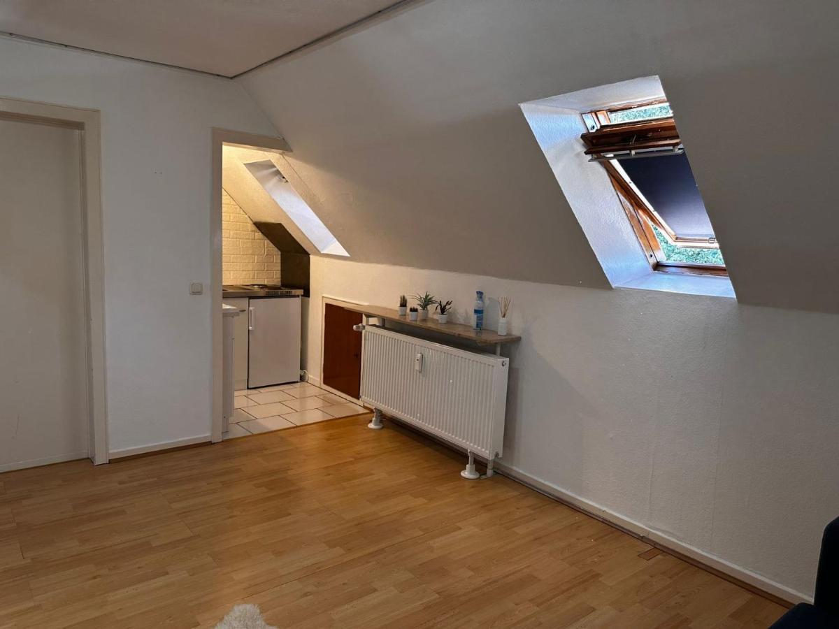 A&V Apartments Gemuetliche Rheinblick Wohnung Apt Daisy ดุยส์บูร์ก ภายนอก รูปภาพ