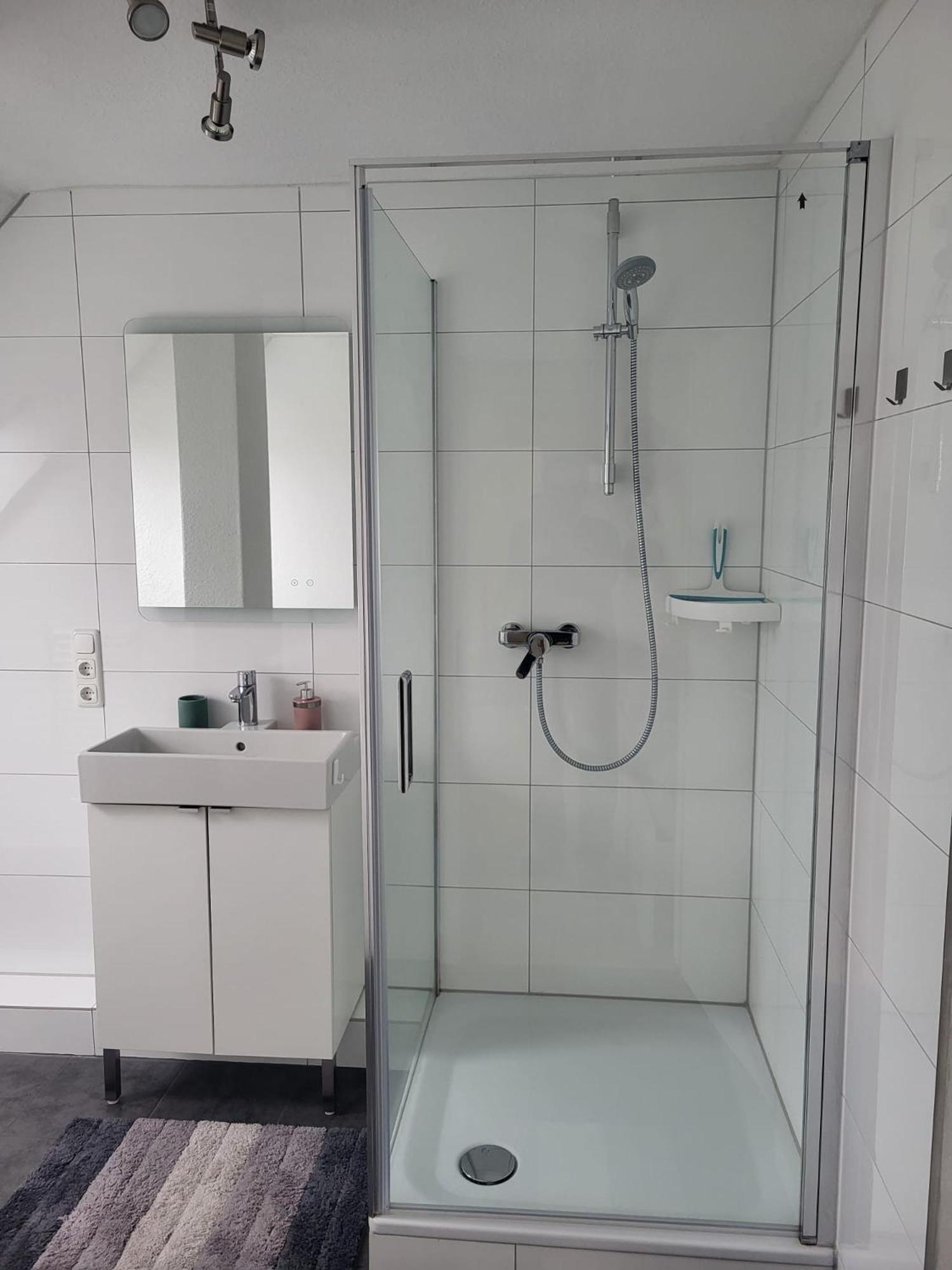 A&V Apartments Gemuetliche Rheinblick Wohnung Apt Daisy ดุยส์บูร์ก ภายนอก รูปภาพ